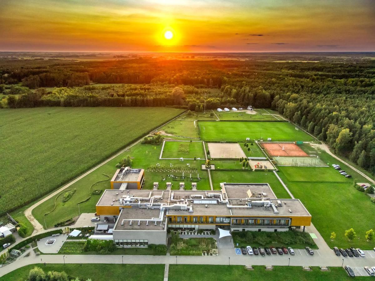 Hotel Bonifacio Spa&Sport Resort Sochocin Exterior foto