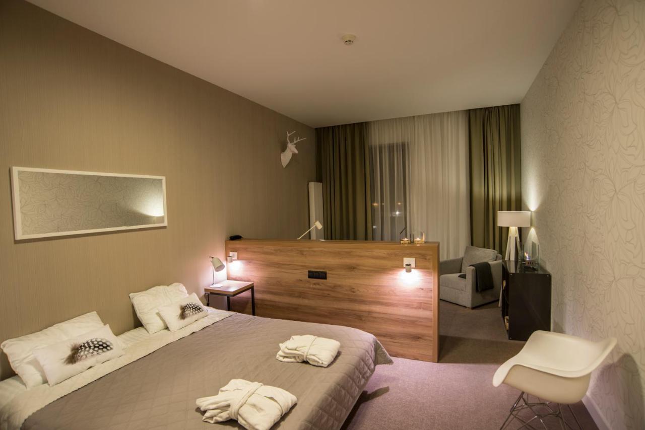 Hotel Bonifacio Spa&Sport Resort Sochocin Exterior foto